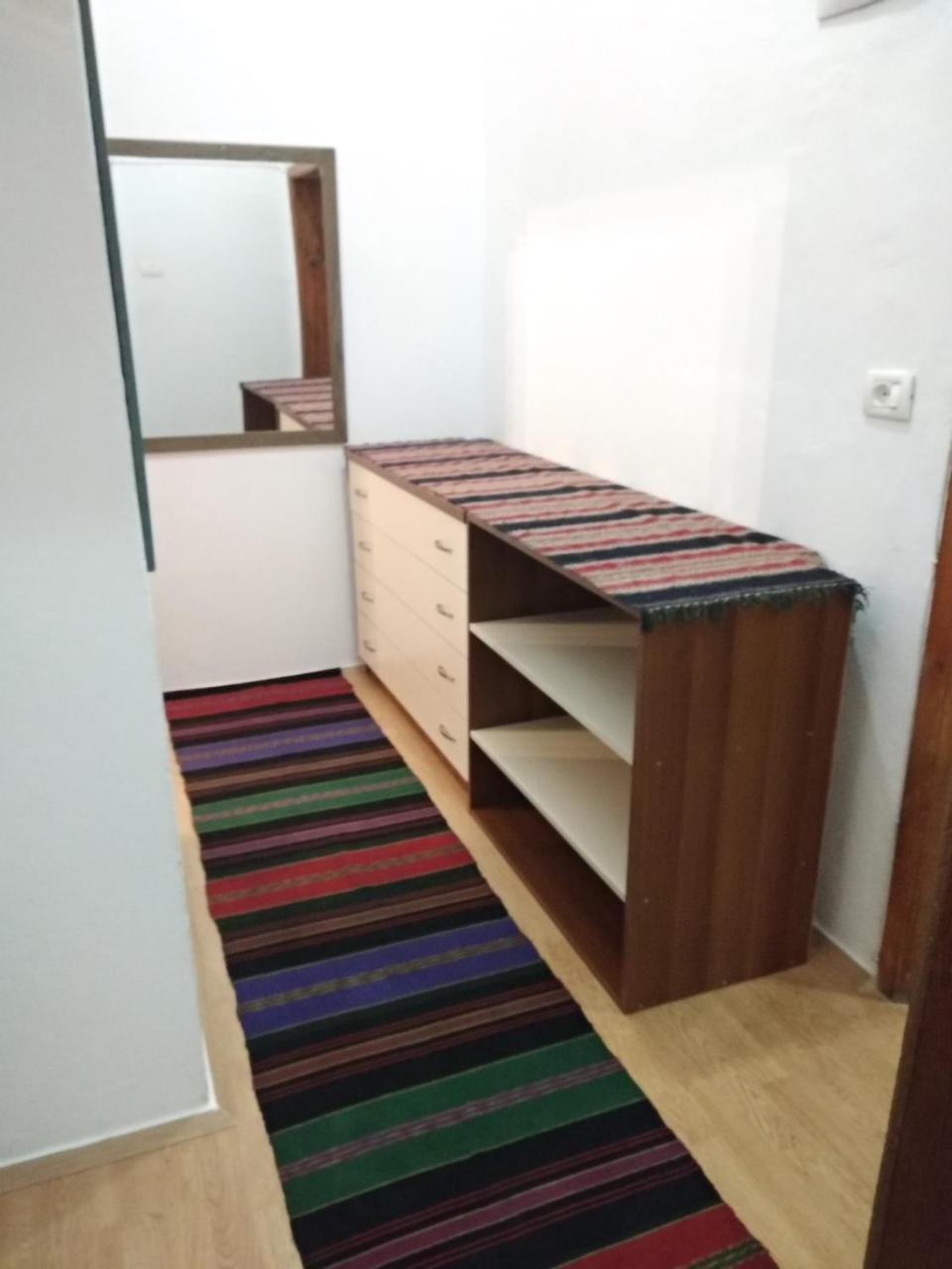 My Hostel In 베라트 외부 사진