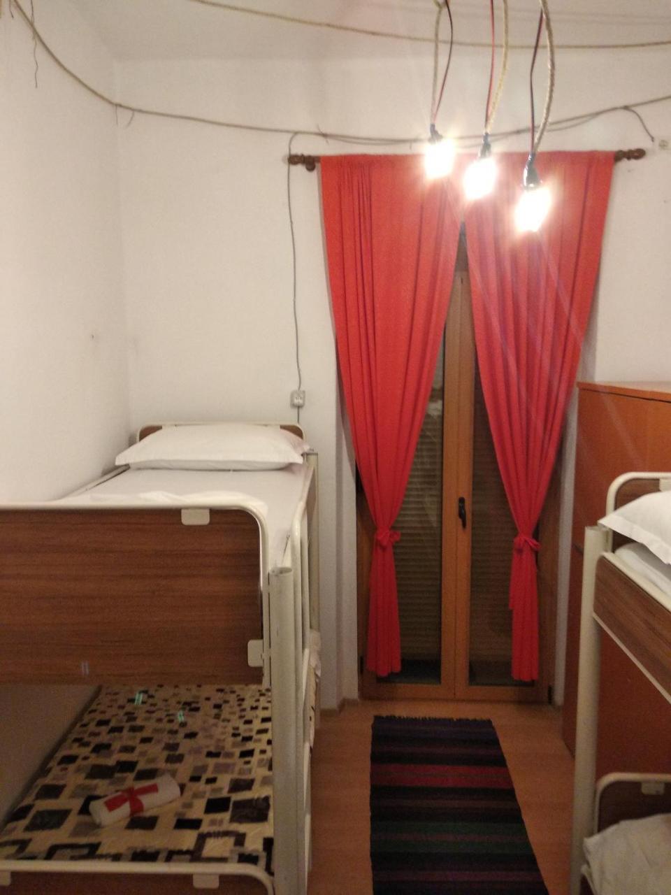My Hostel In 베라트 외부 사진
